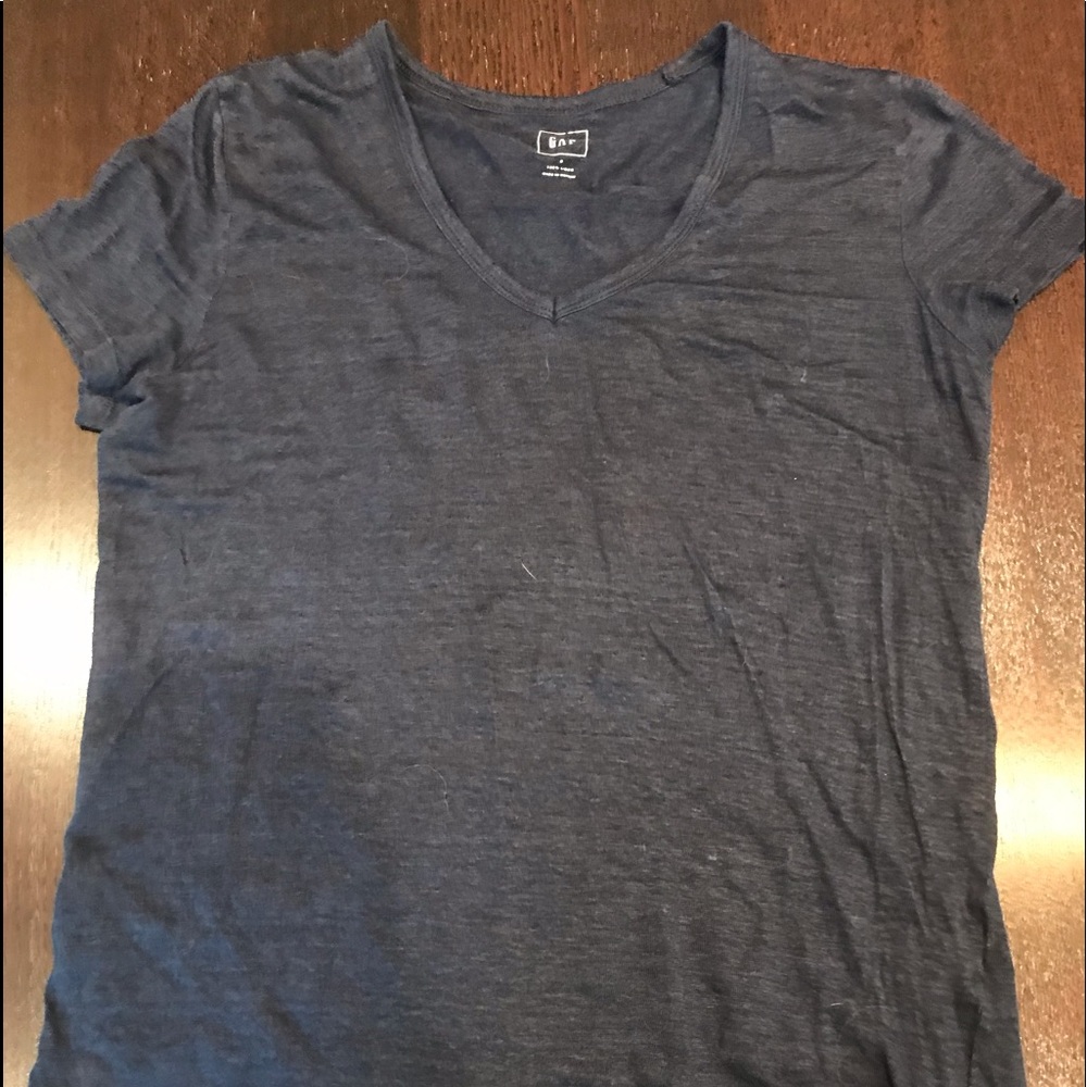 Gap t-shirt